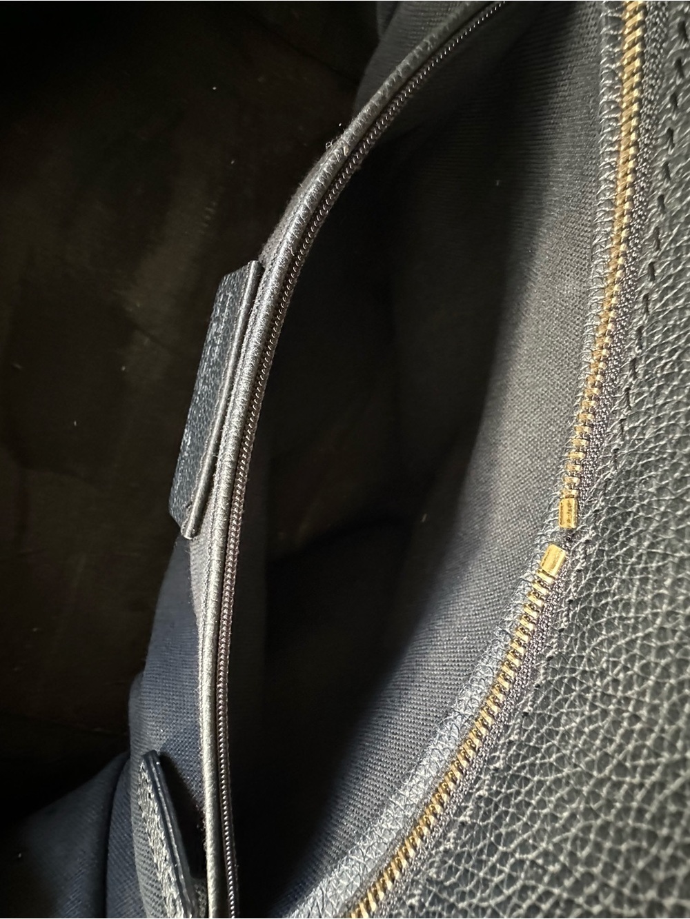 ALEXANDER MCQUEEN Large Padlock Tote Bag Gold Skull Black Leather - Picture 14 of 16